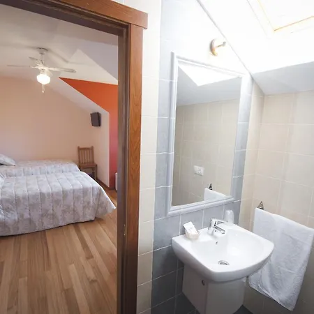 As Vinas ゲストハウス ビベイロ